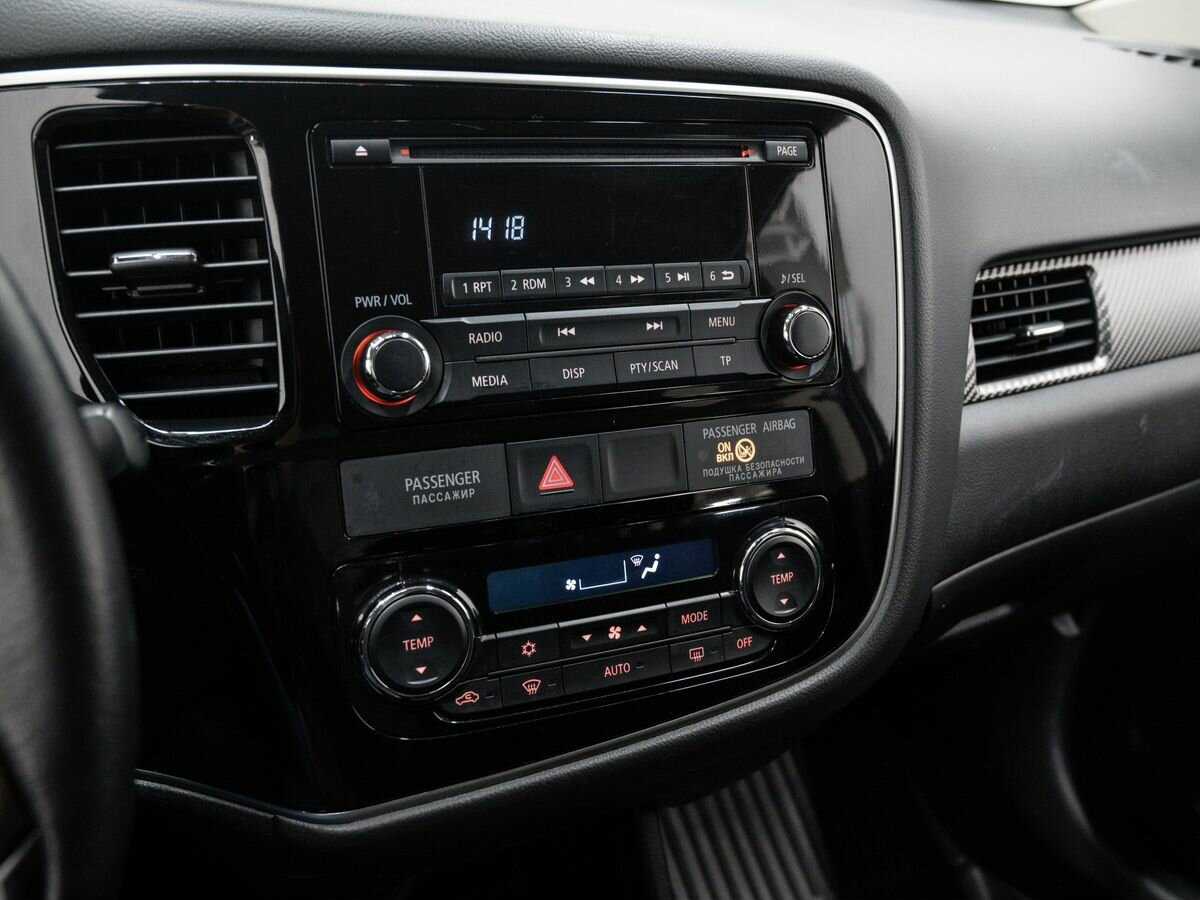 Митсубиши Оутлэндер б/у, 2016, Вариатор. Фото: #20