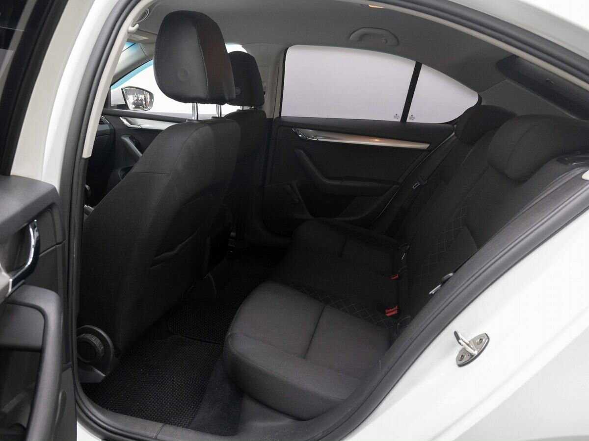 Шкода Октавия б/у, 2018, Механическая. Фото: #9