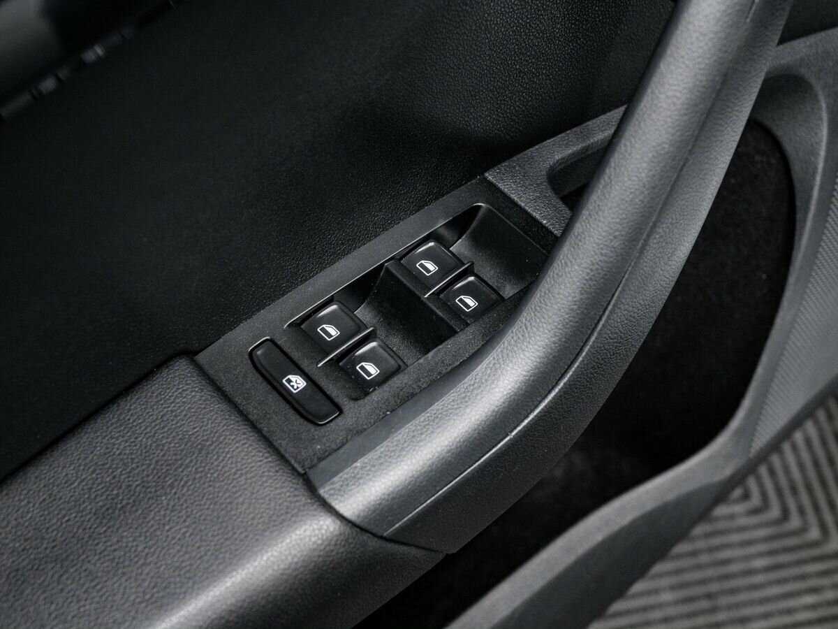 Шкода Октавия б/у, 2015, Роботизированная. Фото: #11