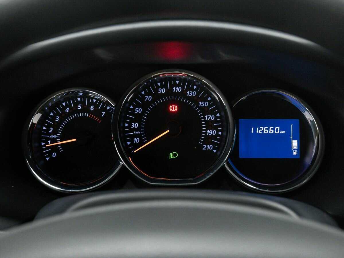 Рено Сандеро б/у, 2017, Механическая. Фото: #18