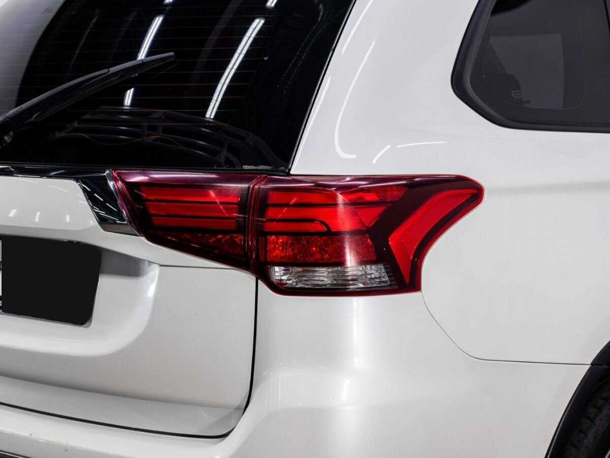 Митсубиши Оутлэндер б/у, 2018, Вариатор. Фото: #23