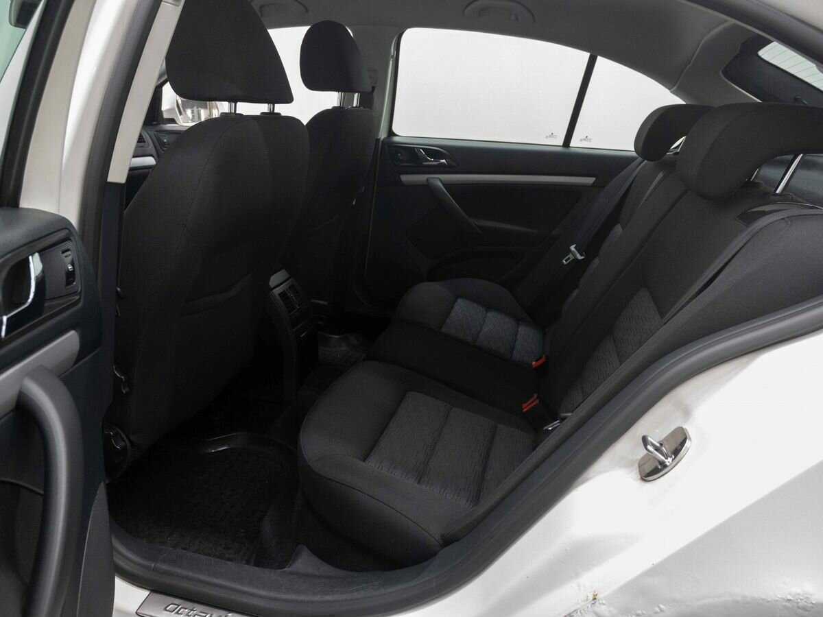 Шкода Октавия б/у, 2012, Механическая. Фото: #8