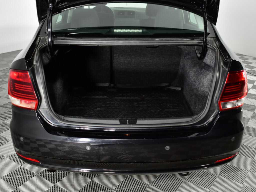 Фольксваген Поло б/у, 2015, Автоматическая. Фото: #13