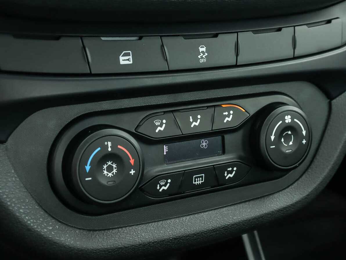 Лада (ВАЗ) Веста б/у, 2022, Вариатор. Фото: #13