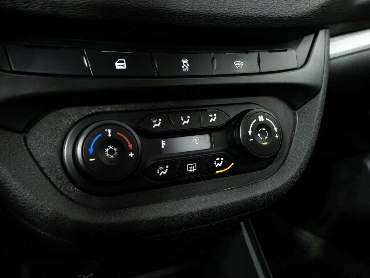 Лада (ВАЗ) Веста б/у, 2017, Механическая. Фото: #14