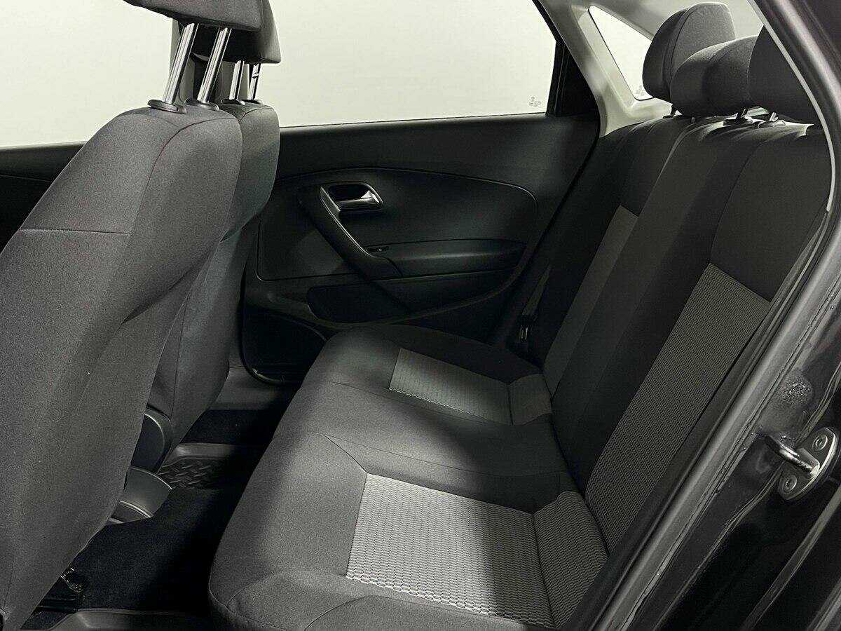 Фольксваген Поло б/у, 2012, Механическая. Фото: #7