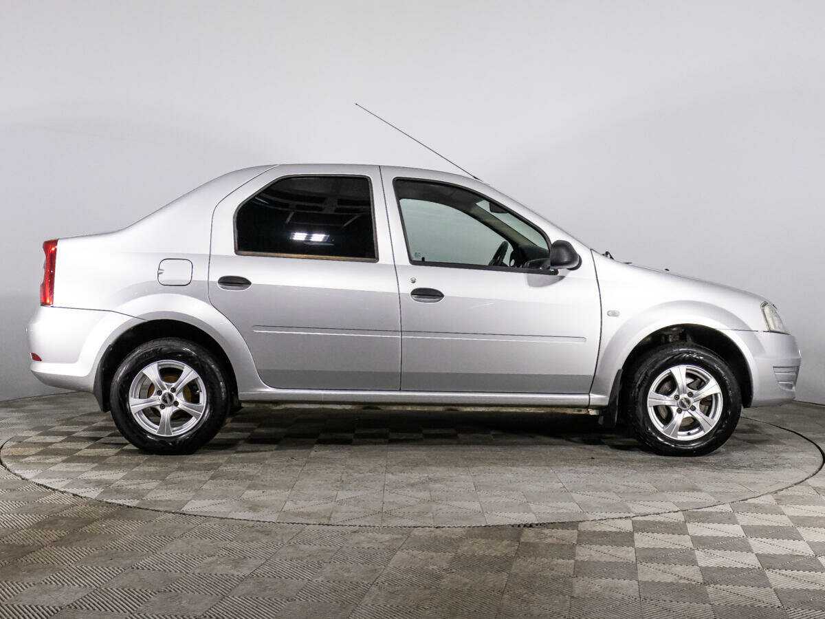 Рено Логан б/у, 2014, Автоматическая. Фото: #3