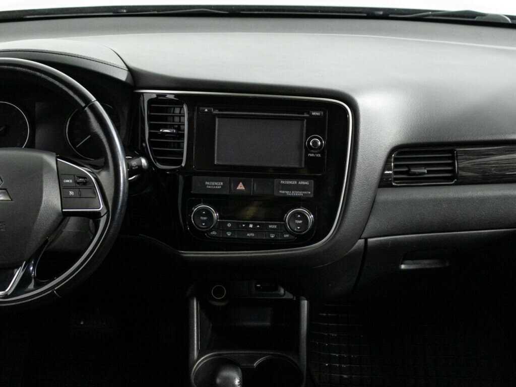 Митсубиши Оутлэндер б/у, 2016, Вариатор. Фото: #13