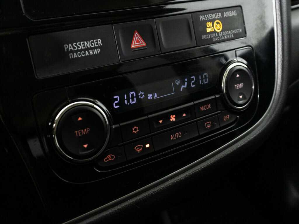 Митсубиши Оутлэндер б/у, 2016, Вариатор. Фото: #16