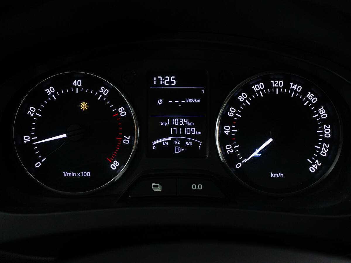 Шкода Рапид б/у, 2014, Механическая. Фото: #11