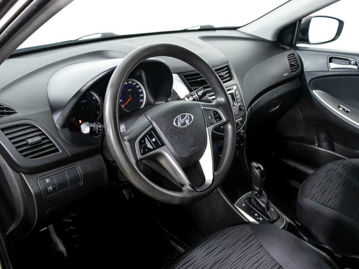 Хендай Солярис б/у, 2015, Автоматическая. Фото: #10