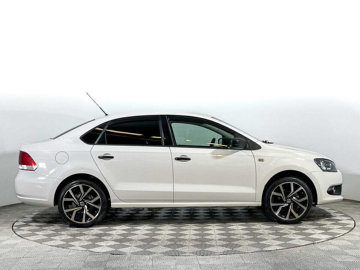 Фольксваген Поло б/у, 2012, Механическая. Фото: #3