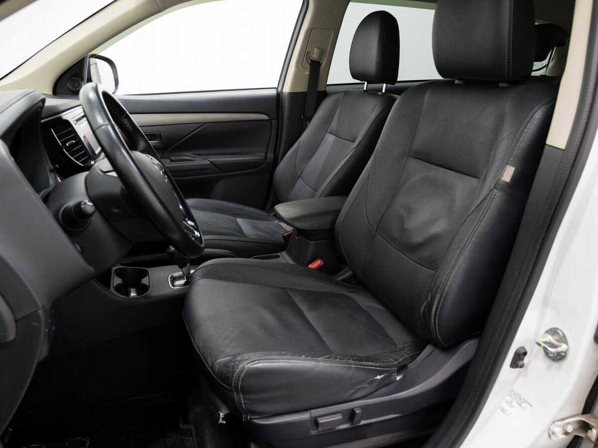 Митсубиши Оутлэндер б/у, 2015, Вариатор. Фото: #9