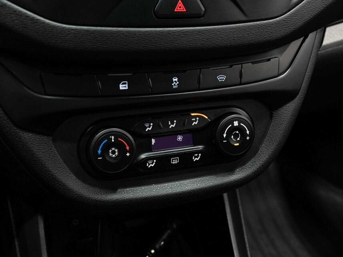 Лада (ВАЗ) Веста б/у, 2019, Механическая. Фото: #18