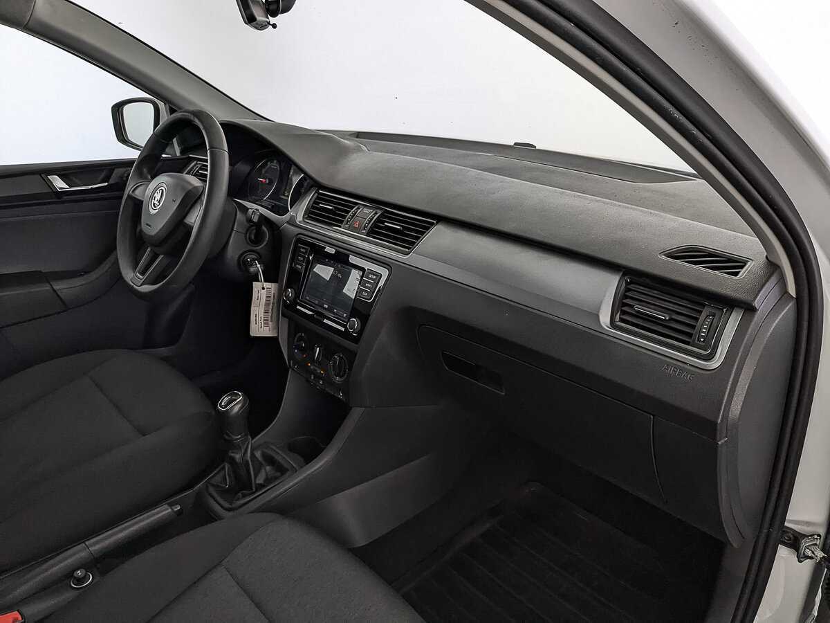 Шкода Рапид б/у, 2017, Механическая. Фото: #11