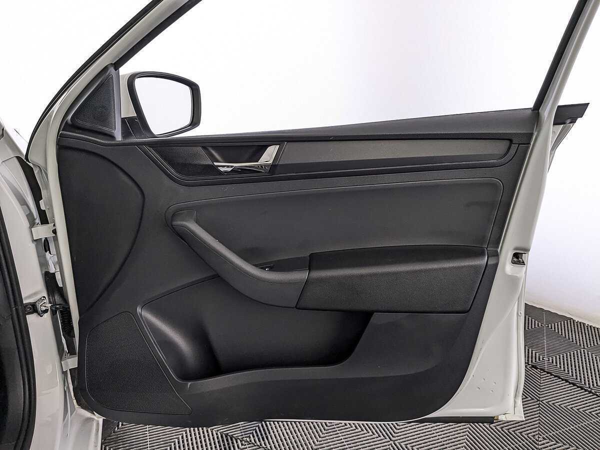 Шкода Рапид б/у, 2017, Механическая. Фото: #23