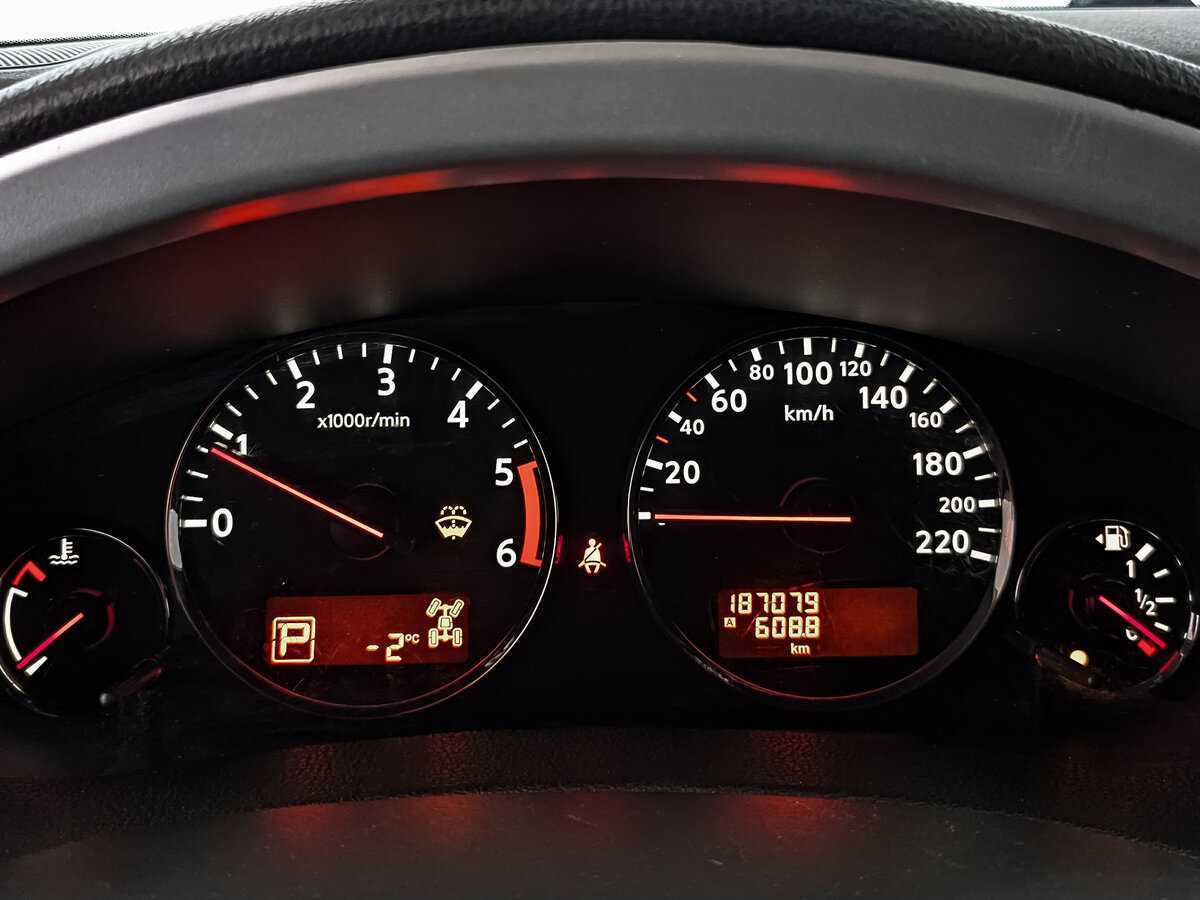 Ниссан Патфайндер б/у, 2012, Автоматическая. Фото: #15