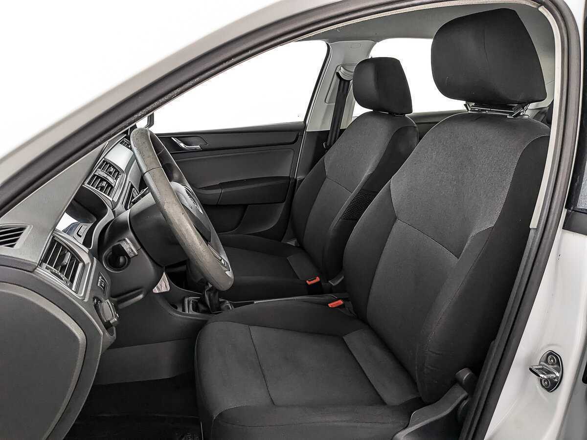 Шкода Рапид б/у, 2017, Механическая. Фото: #17