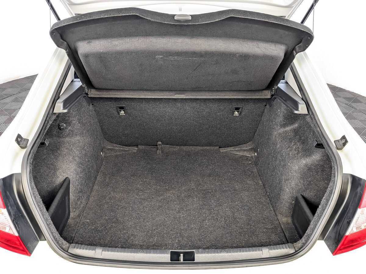 Шкода Рапид б/у, 2017, Механическая. Фото: #9