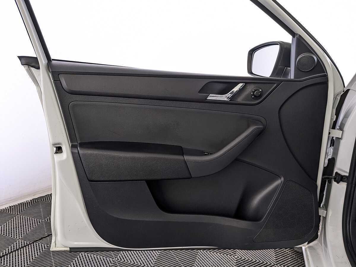 Шкода Рапид б/у, 2017, Механическая. Фото: #18