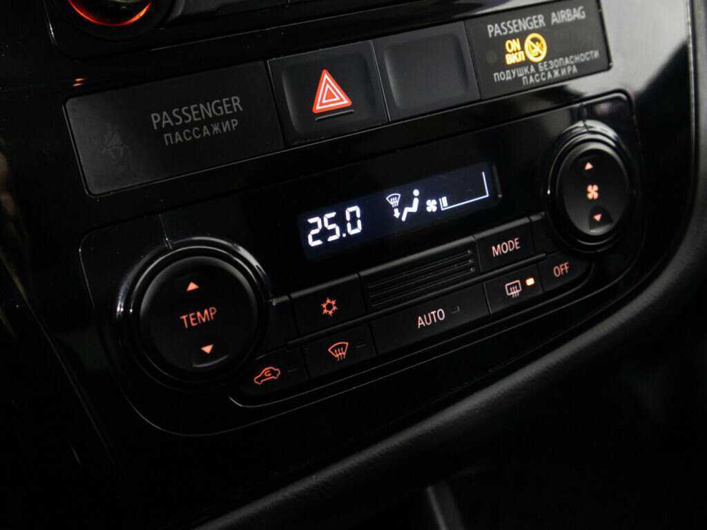 Митсубиши Оутлэндер б/у, 2014, Вариатор. Фото: #11