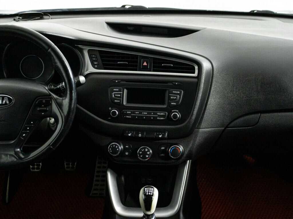 Киа Сид б/у, 2015, Механическая. Фото: #13