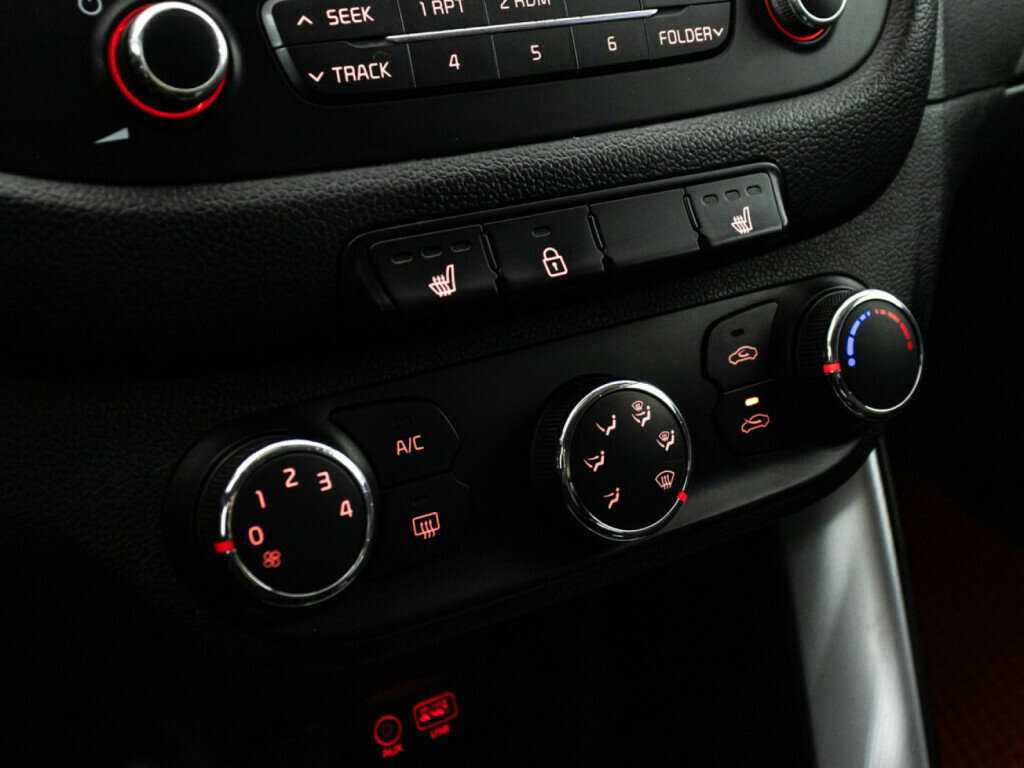 Киа Сид б/у, 2015, Механическая. Фото: #14