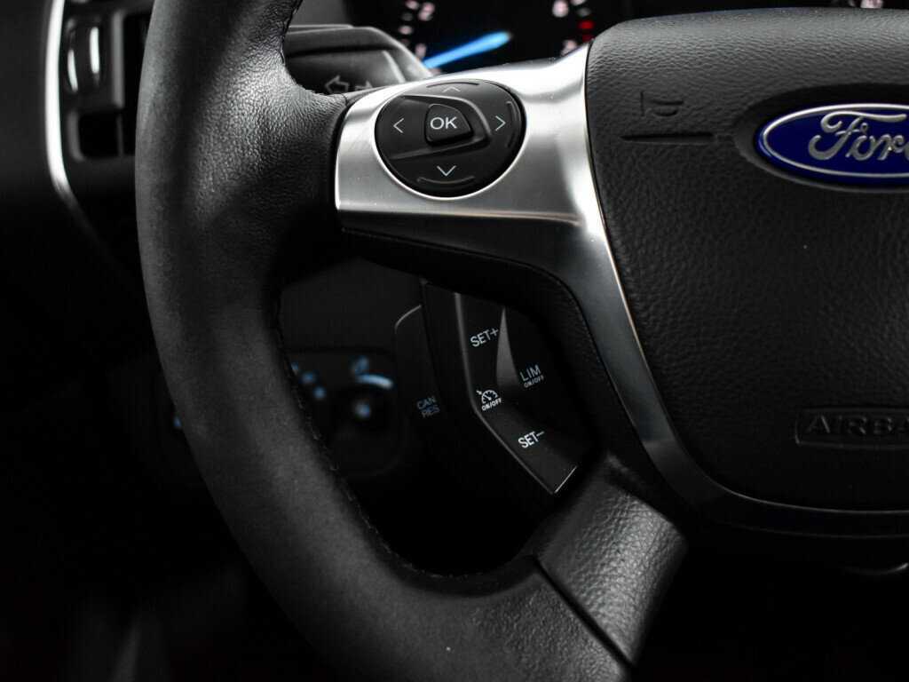 Форд Куга б/у, 2013, Автоматическая. Фото: #17