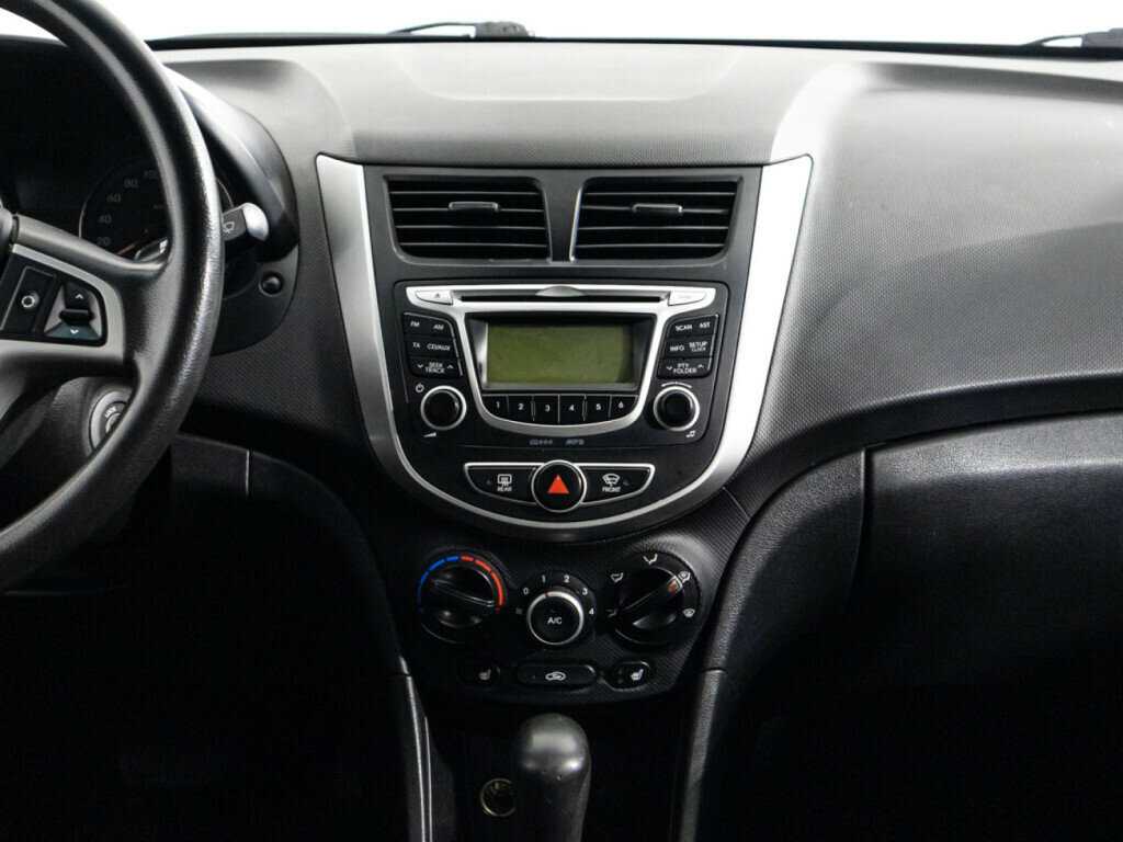 Хендай Солярис б/у, 2013, Автоматическая. Фото: #13