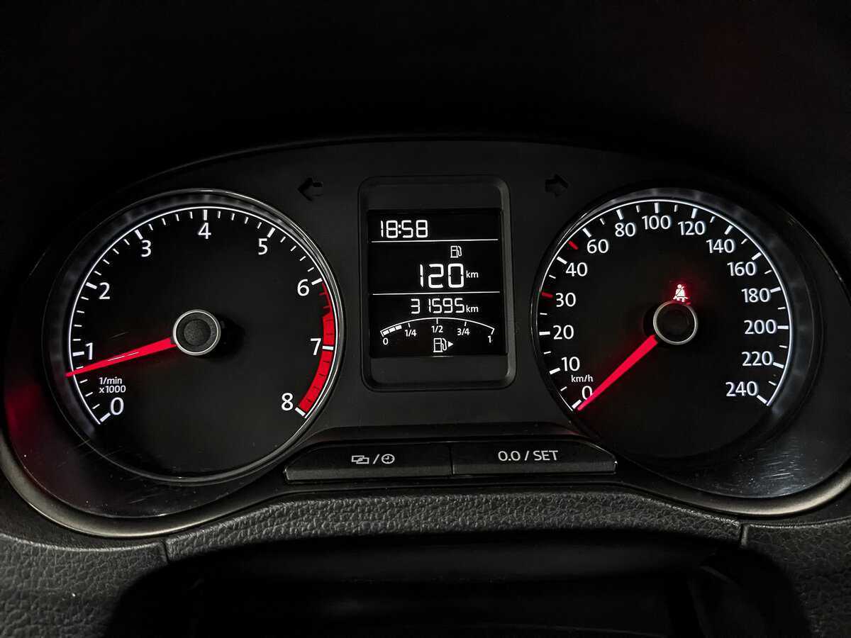 Фольксваген Поло б/у, 2018, Механическая. Фото: #15