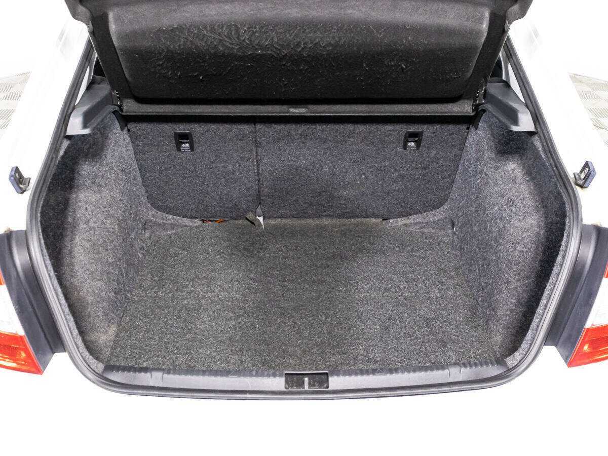 Шкода Рапид б/у, 2014, Роботизированная. Фото: #9