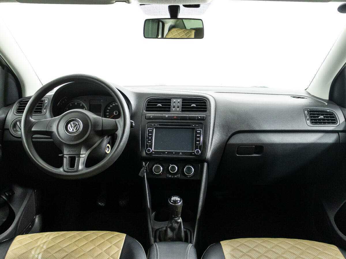 Фольксваген Поло б/у, 2013, Механическая. Фото: #12