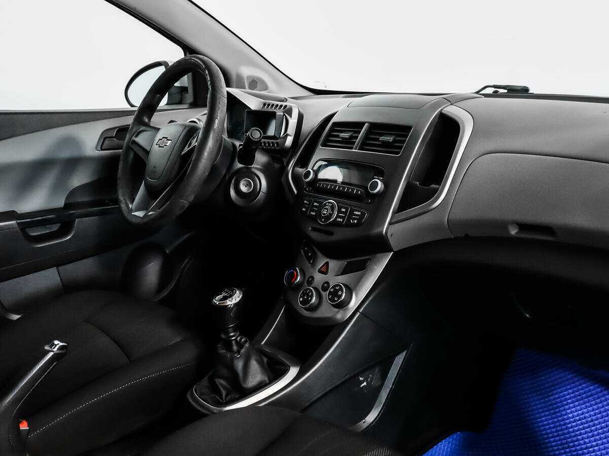 Шевроле Авео б/у, 2014, Механическая. Фото: #10