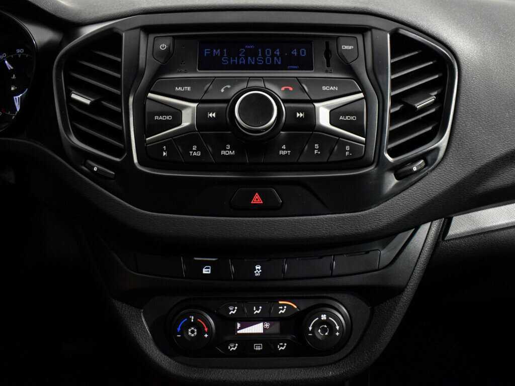 Лада (ВАЗ) Веста б/у, 2017, Механическая. Фото: #15