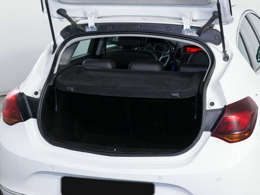 Опель Астра б/у, 2013, Автоматическая. Фото: #6