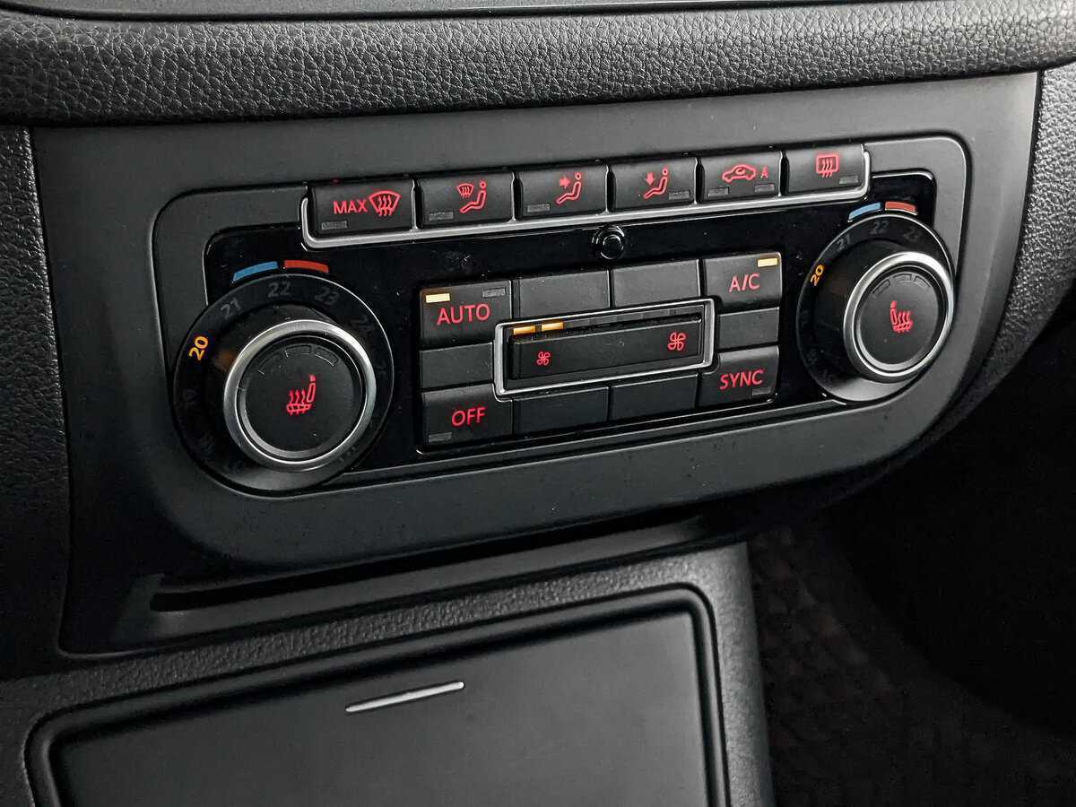 Фольксваген Тигуан б/у, 2015, Роботизированная. Фото: #24