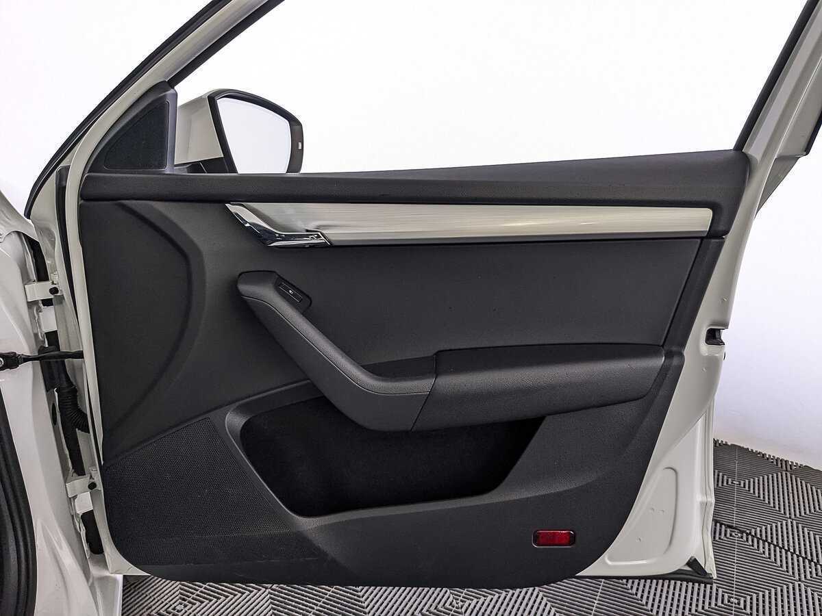 Шкода Октавия б/у, 2019, Автоматическая. Фото: #23