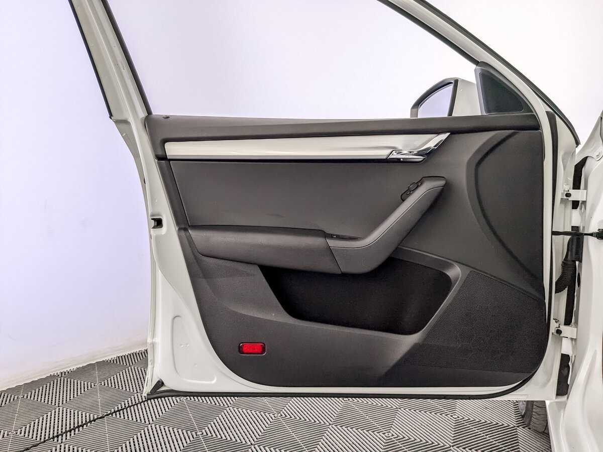 Шкода Октавия б/у, 2018, Роботизированная. Фото: #18