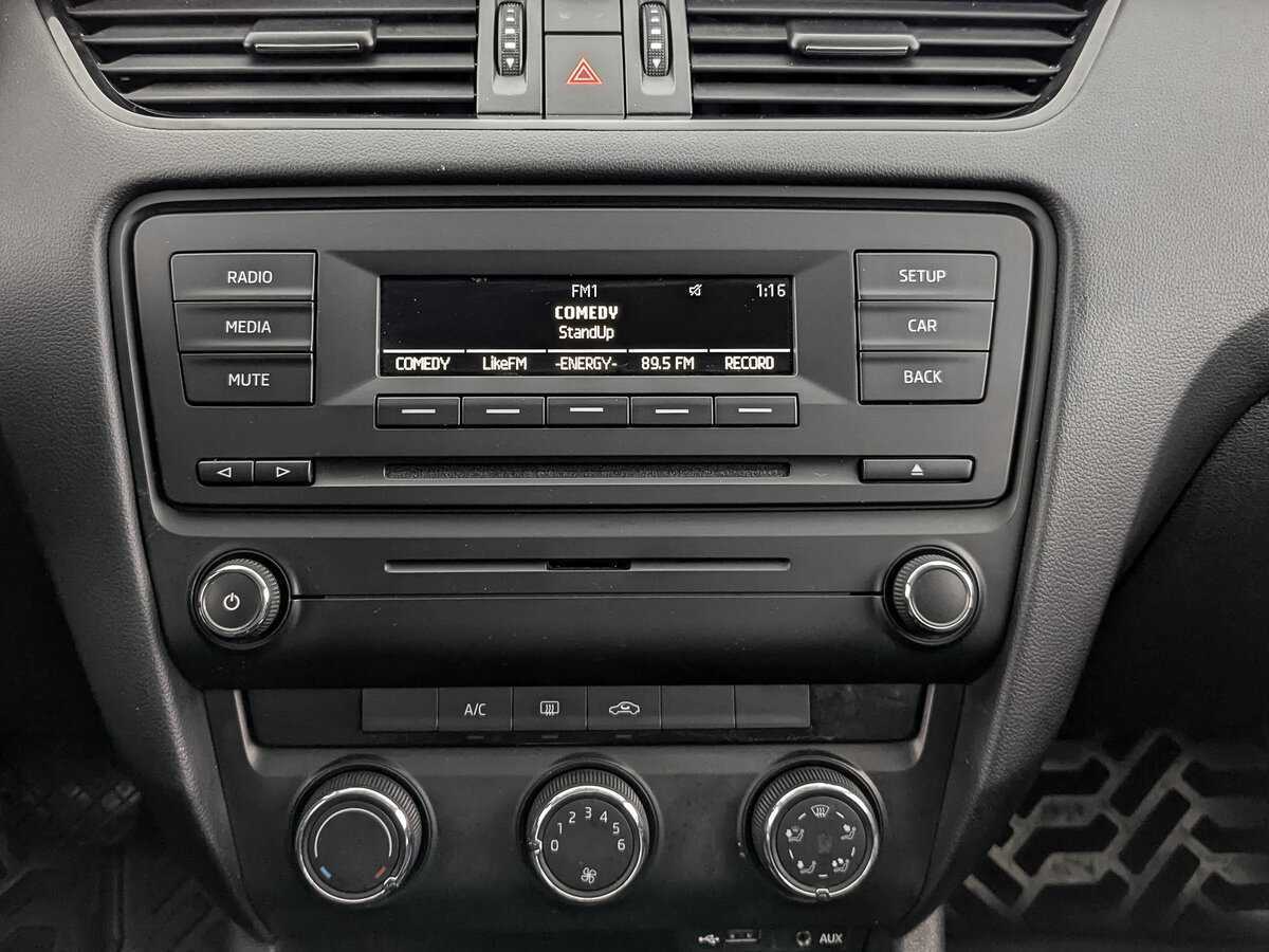 Шкода Октавия б/у, 2014, Роботизированная. Фото: #15