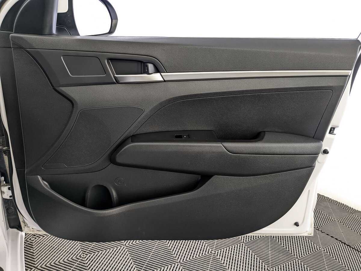 Хендай Елантра б/у, 2019, Автоматическая. Фото: #21