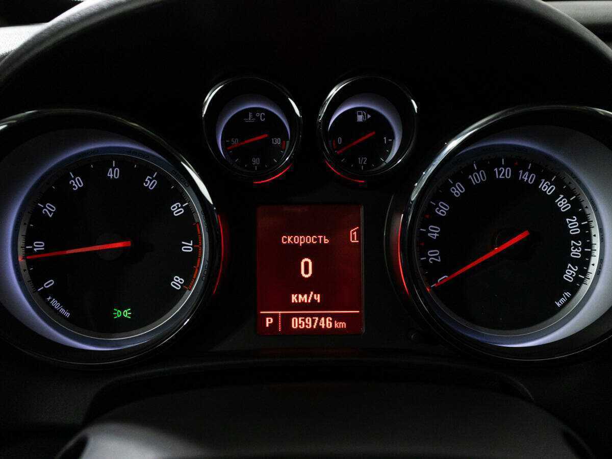 Опель Астра б/у, 2013, Автоматическая. Фото: #11