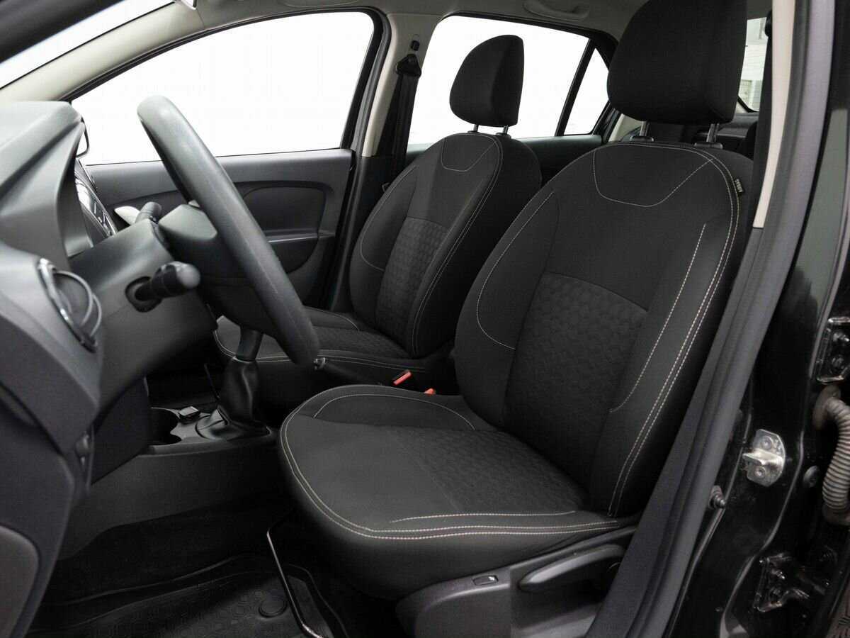 Рено Логан б/у, 2018, Механическая. Фото: #8