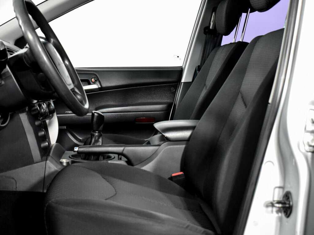 Сан-Ён Кирон б/у, 2012, Механическая. Фото: #10