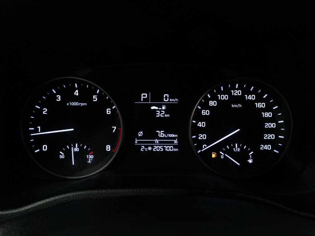 Хендай Елантра б/у, 2017, Автоматическая. Фото: #11