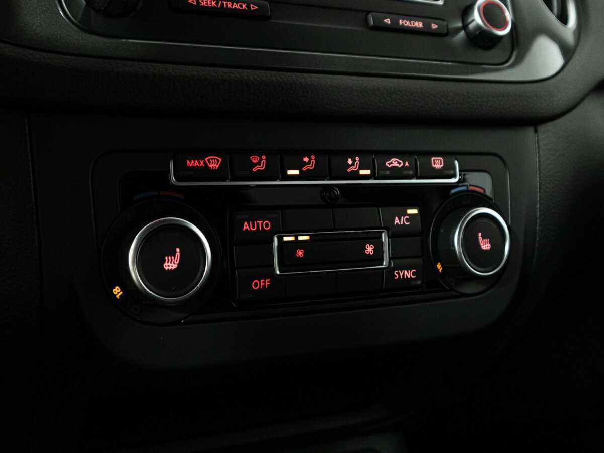 Фольксваген Тигуан б/у, 2015, Автоматическая. Фото: #16