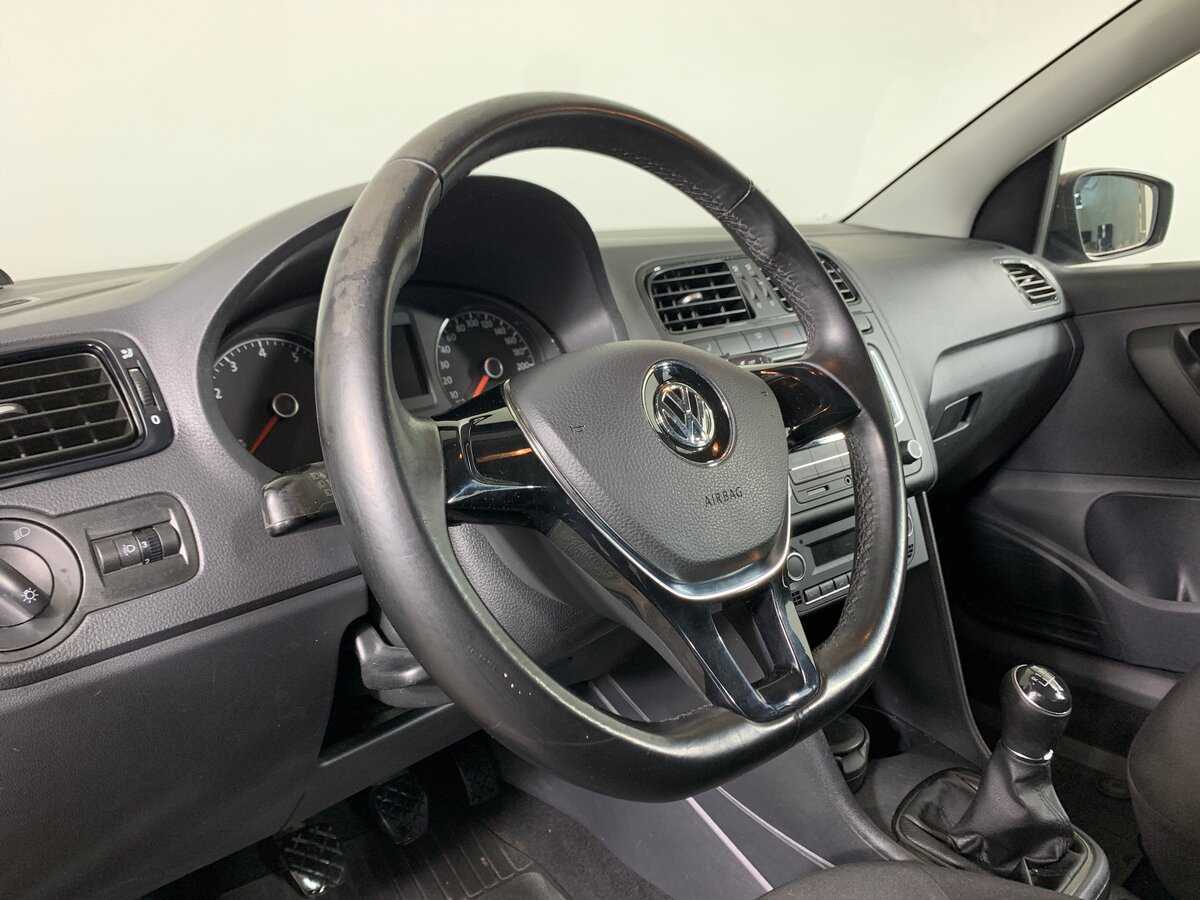 Фольксваген Поло б/у, 2016, Механическая. Фото: #8