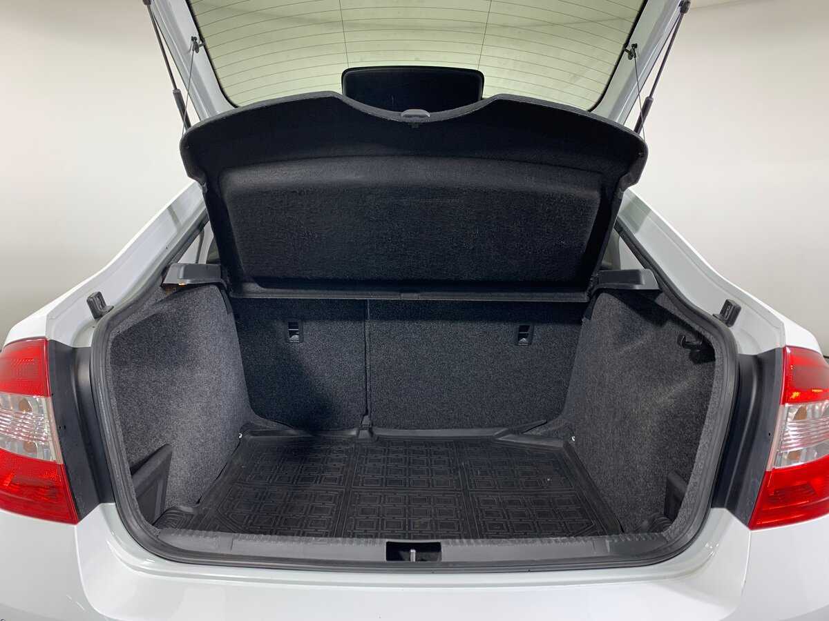 Шкода Рапид б/у, 2015, Роботизированная. Фото: #18