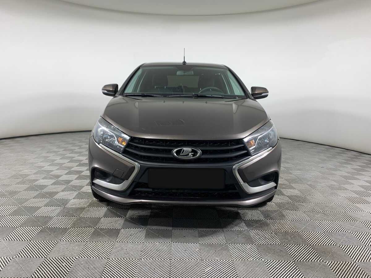 Лада (ВАЗ) Веста б/у, 2021, Механическая. Фото: #1