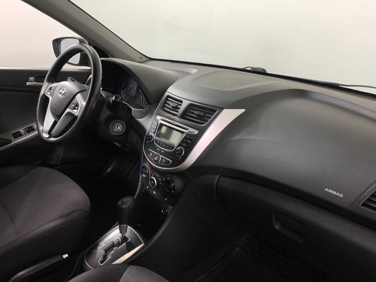 Хендай Солярис б/у, 2012, Автоматическая. Фото: #10