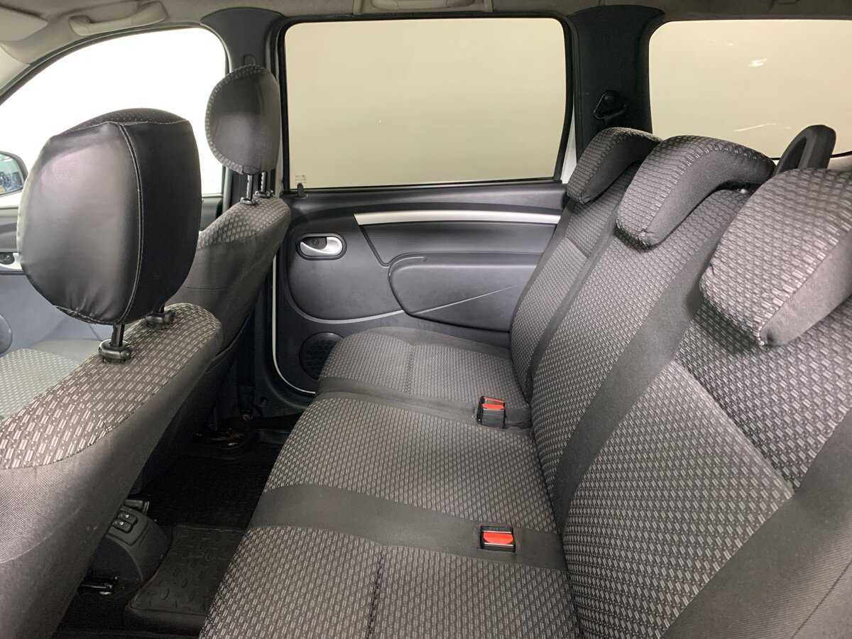 Лада (ВАЗ) Ларгус б/у, 2016, Механическая. Фото: #17